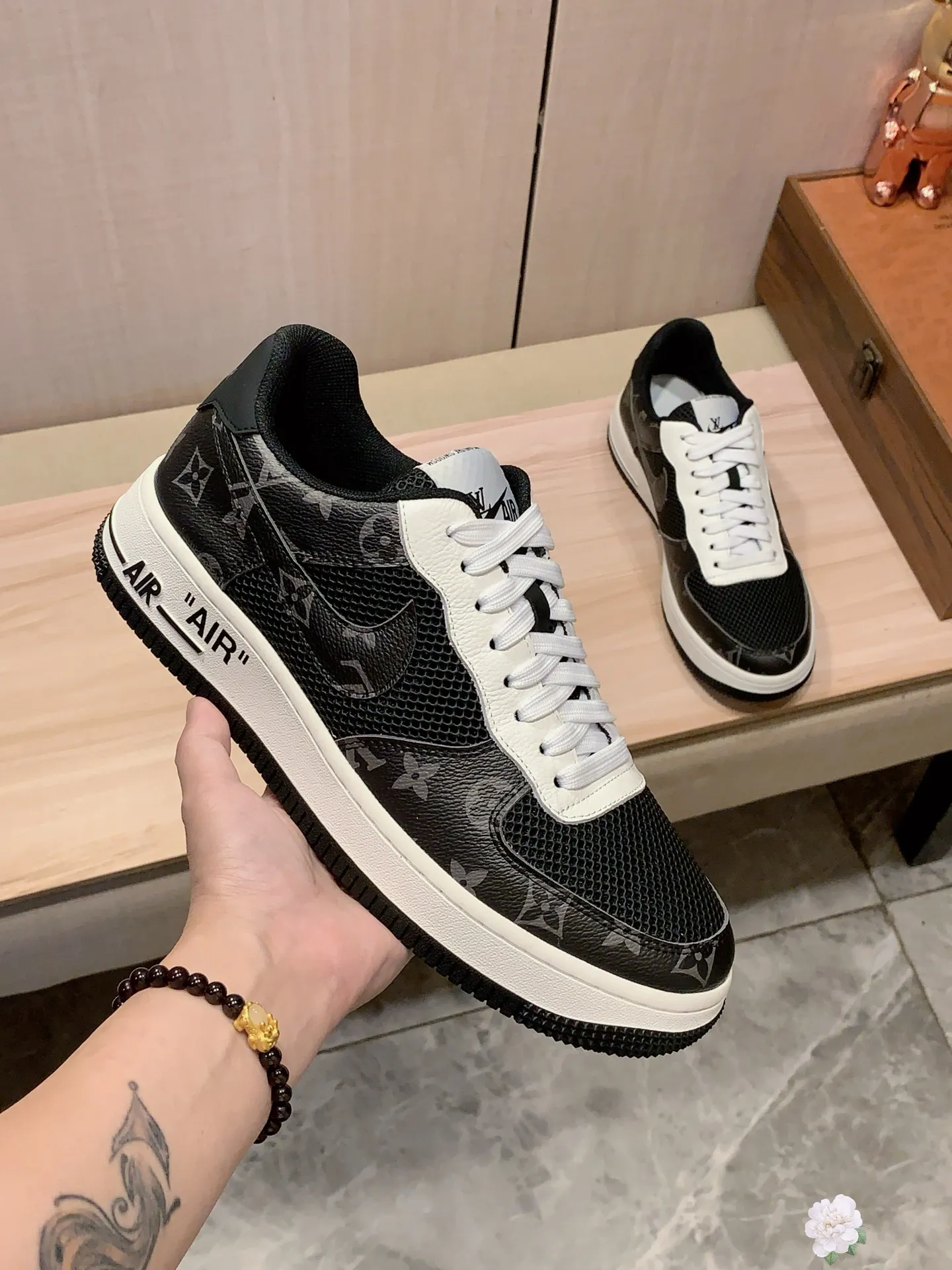 Men's Men's Shoes 💰442💰💰🎩🎩[Lightning][Lightning] "Lv*" Latest•hot style casual shoes, top brand [Seduce] luxury~purchase, top~quality. [Strong] The upper is made of imported breathable cowhide material ➕ breathable sheepskin feet (•) with fine workmanship. Original stylish and stylish soft rubber wear-resistant and non-slip outsole, light and comfortable on the feet, the real thing looks better when photographed, 305: code: 38-44, 3️⃣ colors selected